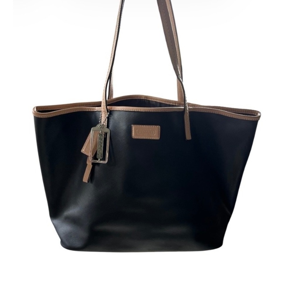 Coach Metro Bag Black Tan Saffiano Leather